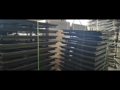 Czarne złożone bariery przeciwwybuchowe 1,5 m