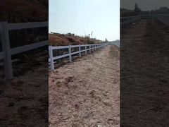 3 Ogrodzenie siecią drutu kolejowego Panel ogrodzenia białego winylu konia przyjazny dla środowiska