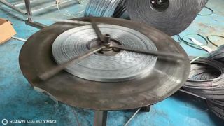 Drut żyletkowy o wysokim poziomie bezpieczeństwa 450 mm Płaska cewka owinięta