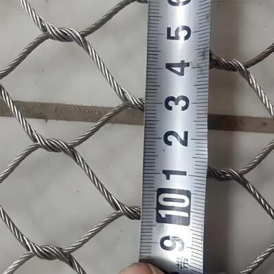 304 sieć liniowa ze stali nierdzewnej z 7x19 stylem tkania dla trwałego i odpornego na rdzew ogrodzenia ochronnego